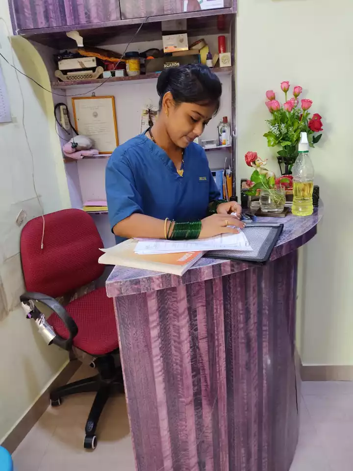 Solastaa Salon Kalyan