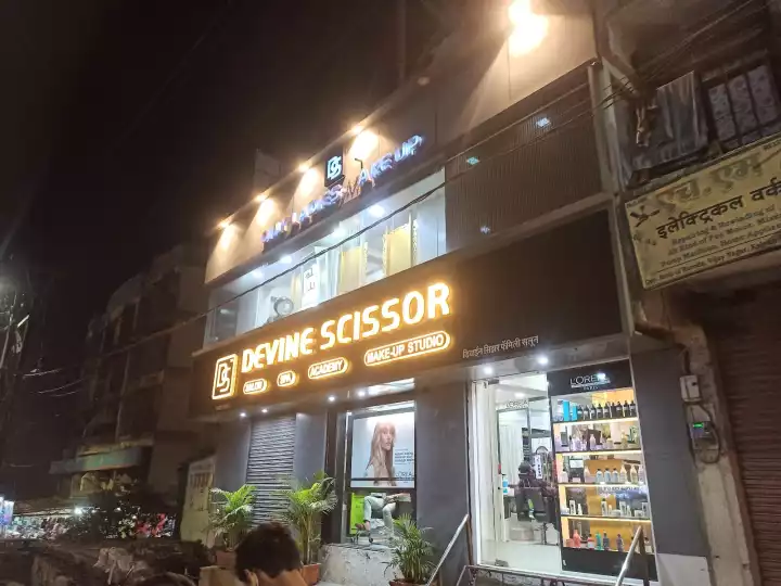 Devine Scissor Salon Spa & Academy