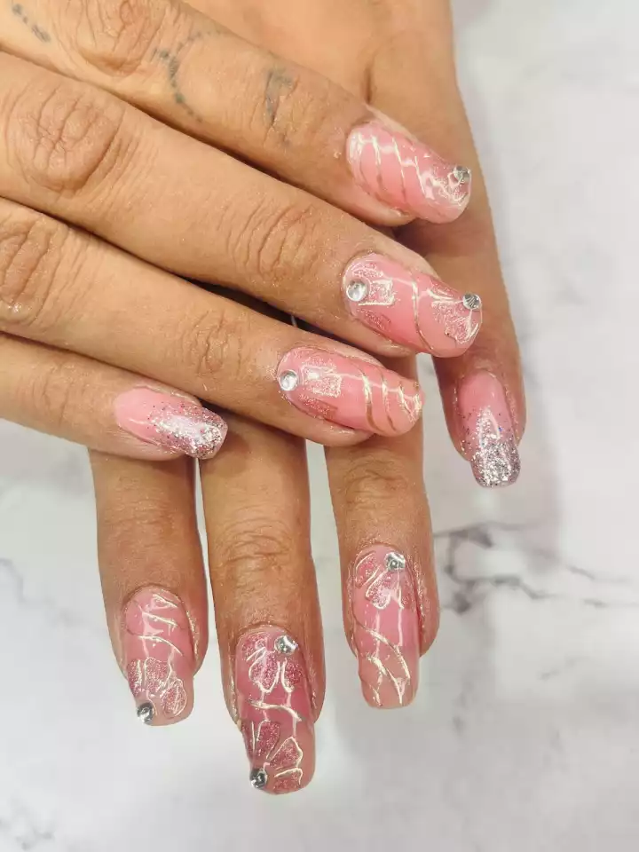 La posh Nails Studio & makeup hairstyles academy