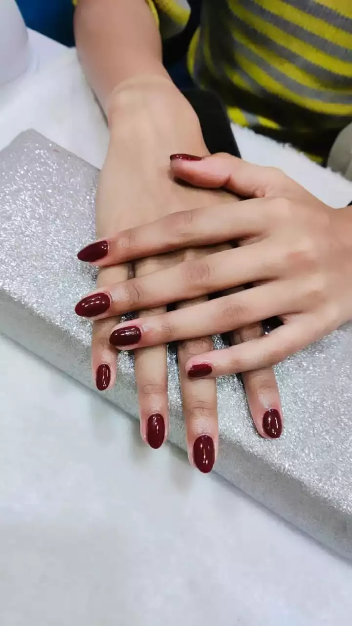 Nail O Bar