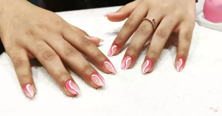 Nail O Bar