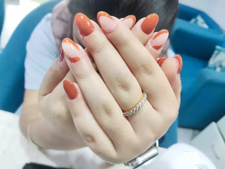 Nail O Bar