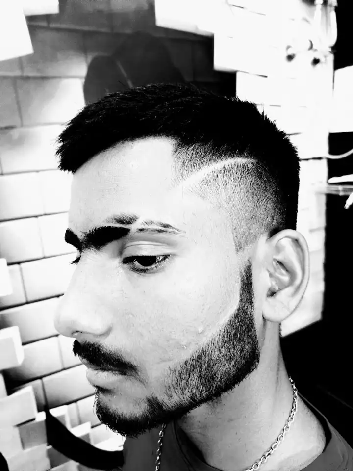 Arctic Men Salon