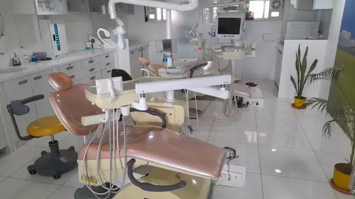 Salon in Bhavnagar