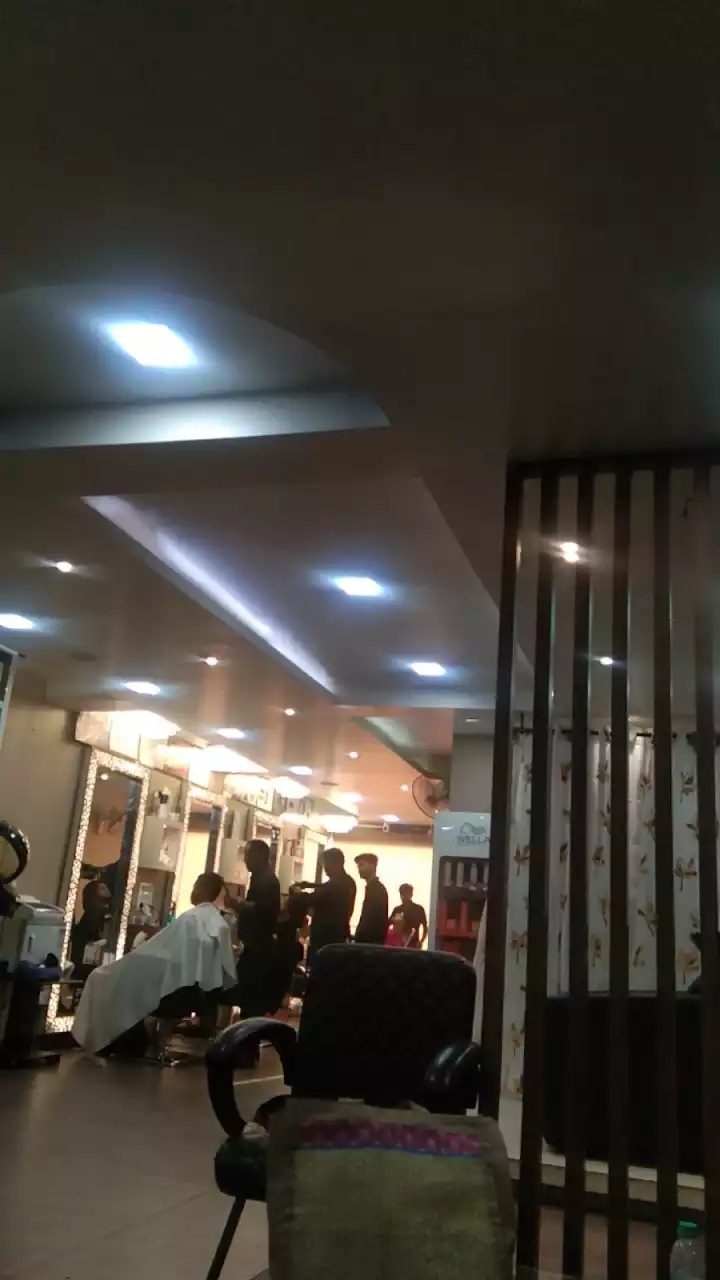 Um Studios