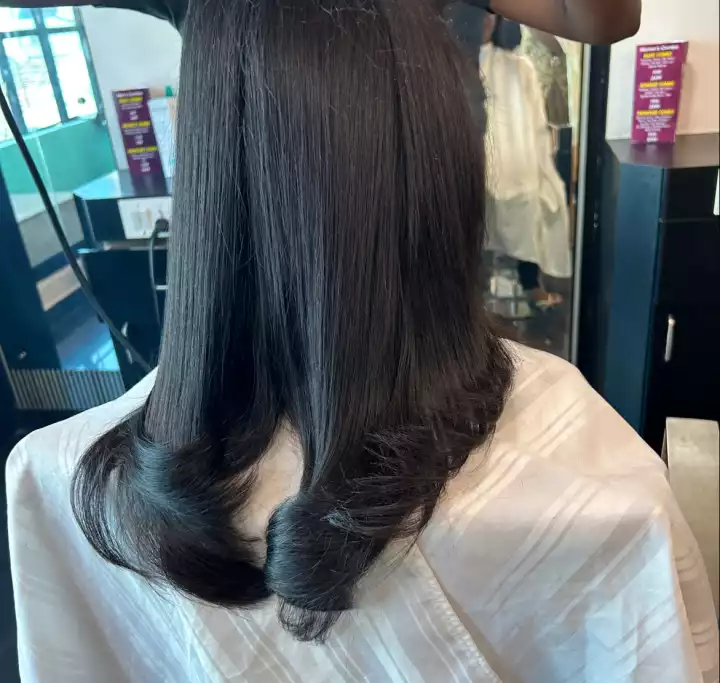 Deezaa Signature Salon in Erode