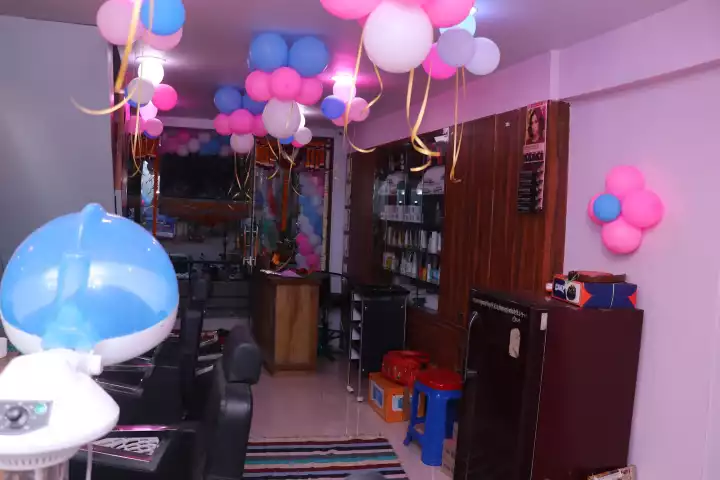 Valentin Unisex Salon