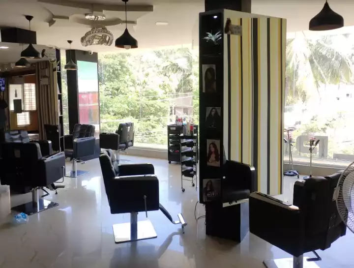 Alpha Beauty Unisex Salon Davanagere