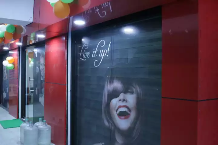 Zinnia Salon & Makeup