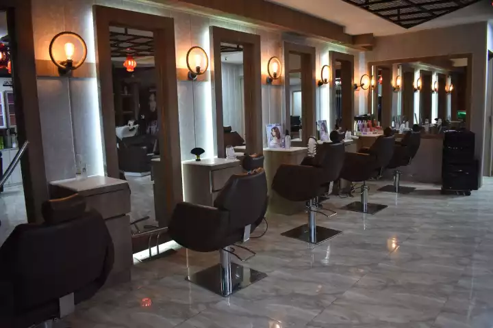 Cut & Style Salon