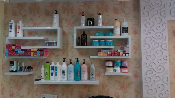 MUASUA professional family salon