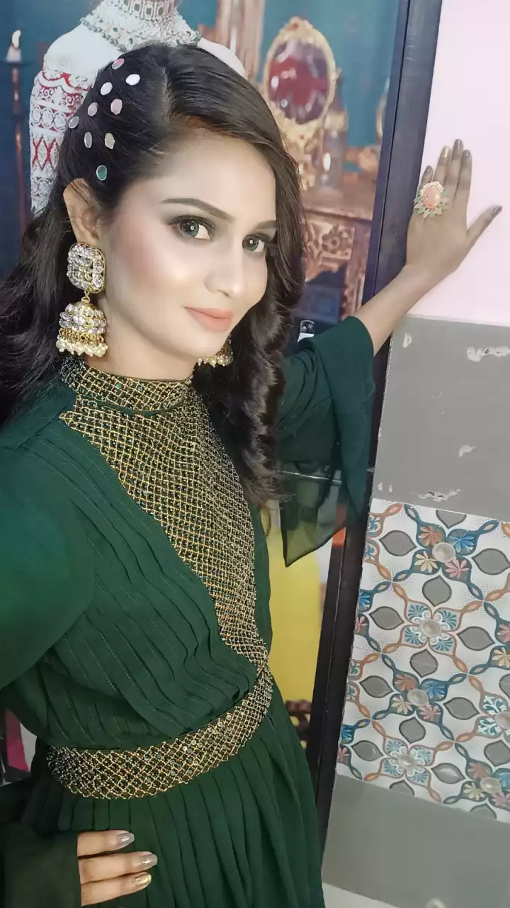 Chitra Beauty Parlour