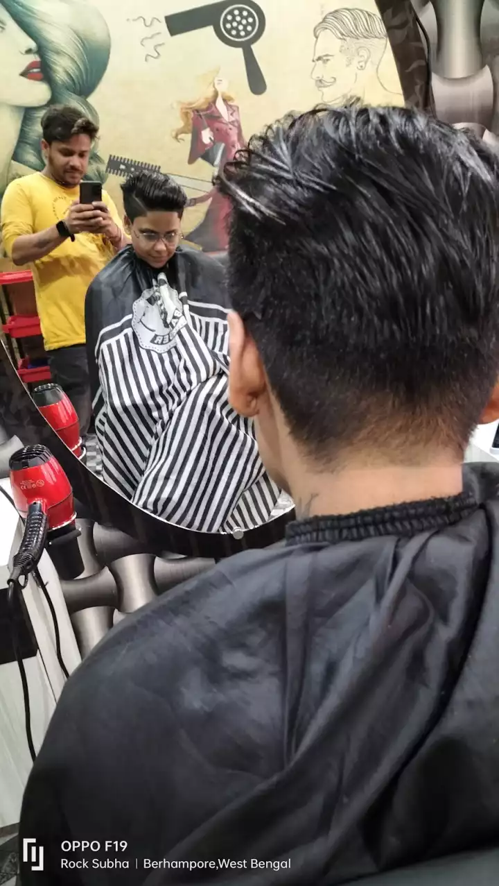 Unique Family Salon