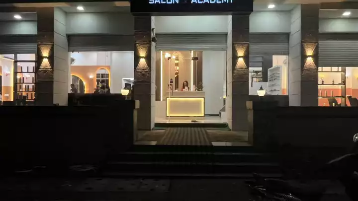 Nazims Salon And Academy
