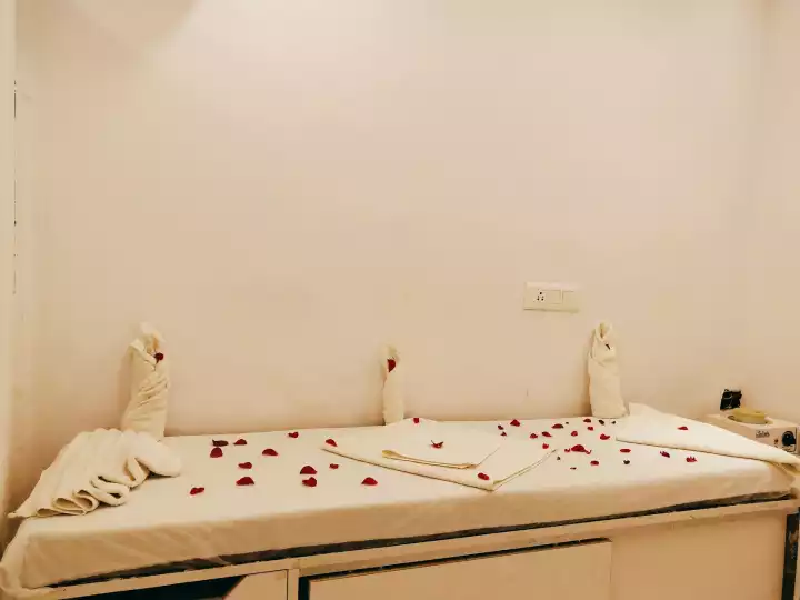 Cut & Style Salon East Patel Nagar