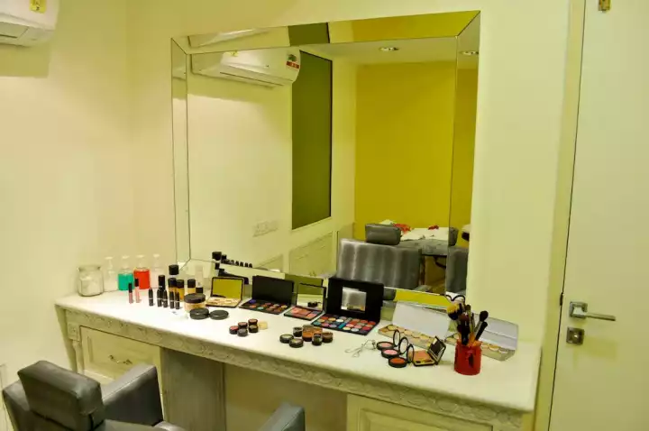 Cut & Style Salon Safdarjung Enclave