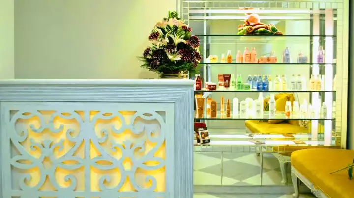 Cut & Style Salon Safdarjung Enclave