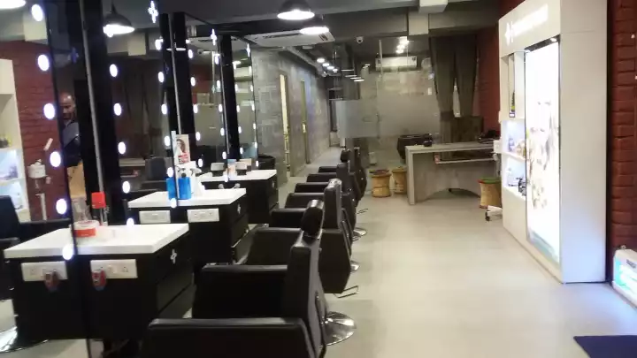Cut & Style Salon Vasant Kunj