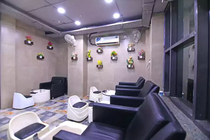 Cut & Style Salon Vasant Kunj