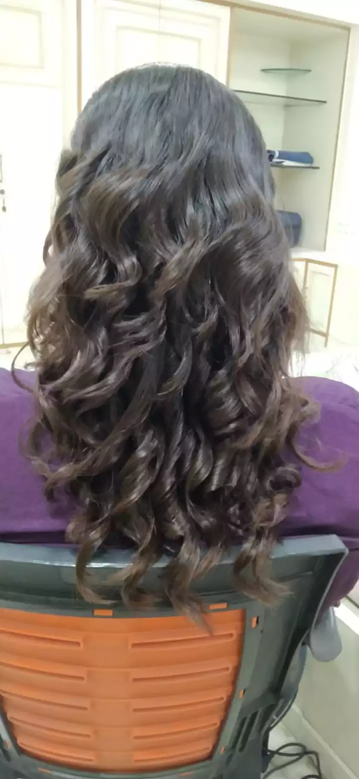 Salon in Kolkata