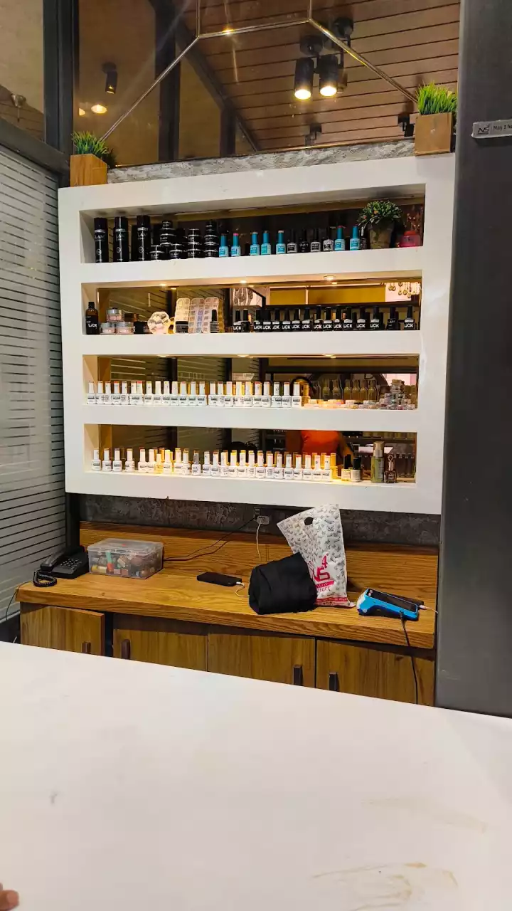 Ns4 Salon