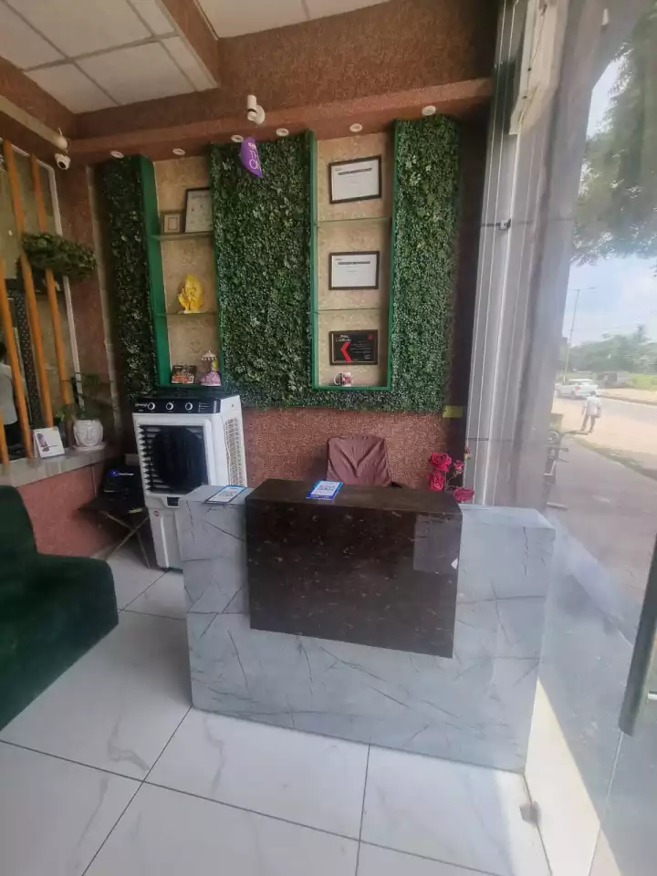 sanjana unisex salon