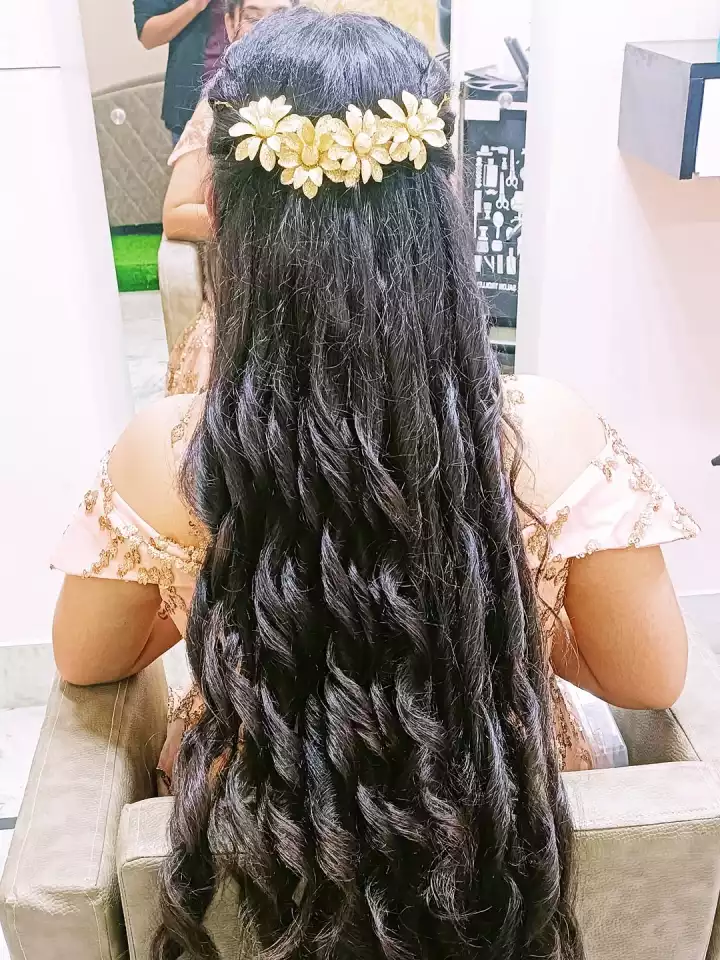 THE HAIR STUDIO SALON