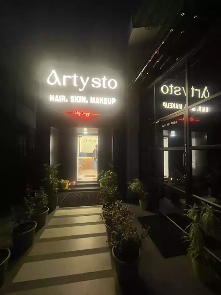 Portfolio image from Artysto Salon
