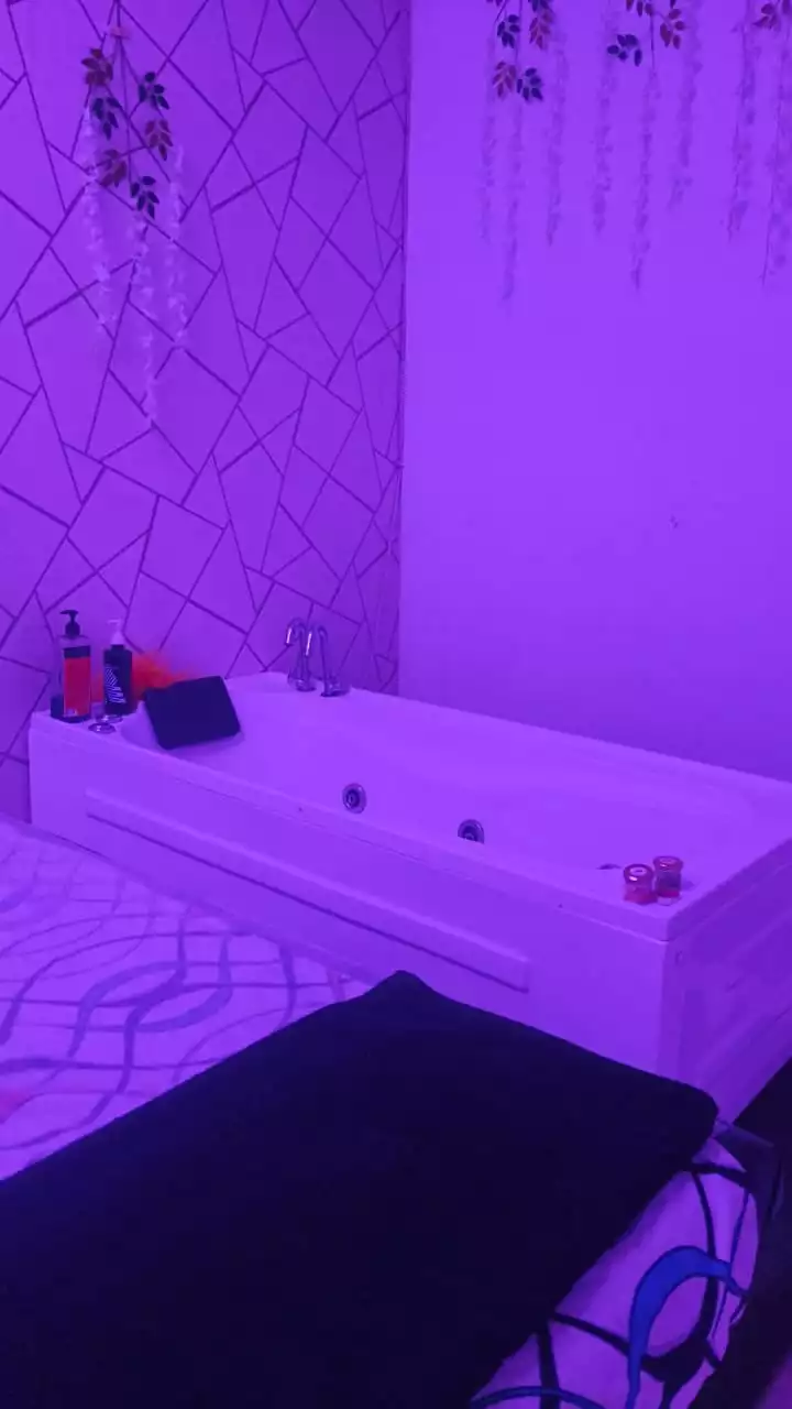 Diamond Delight Spa And Saloon