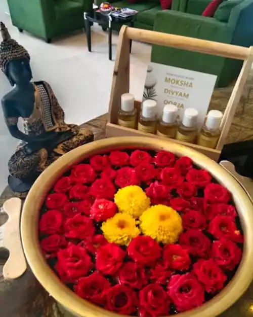 Nilaya Spa - Pune, Chakan