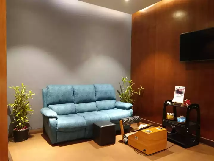 R3 Spa - Mumbai, Radisson MIDC