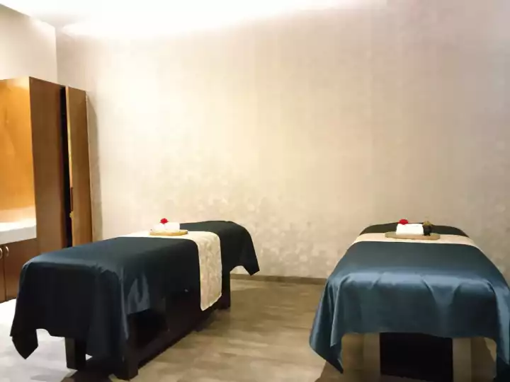 R3 Spa - Mumbai, Radisson MIDC