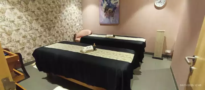 R3 Spa - Greater Noida, ExpoInn