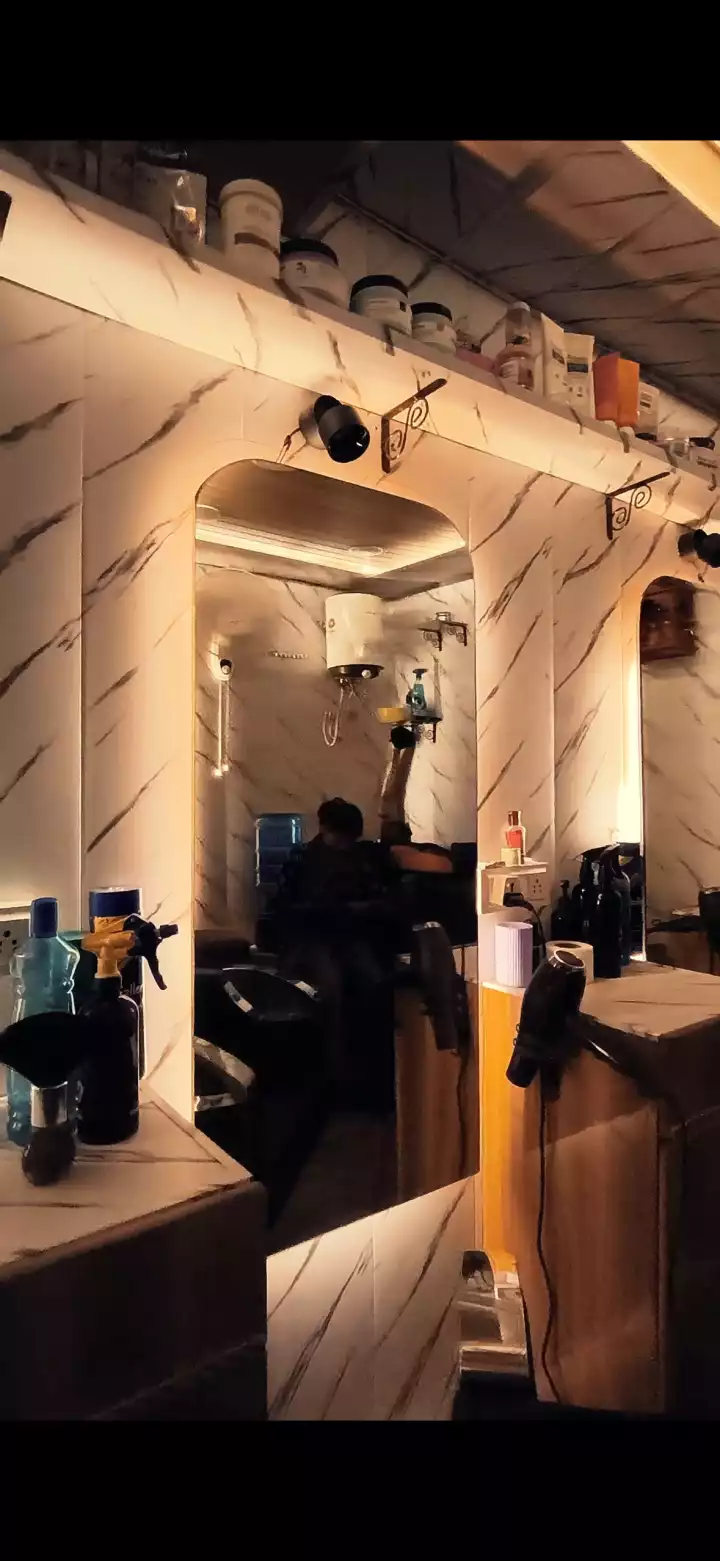 The Unique Family Salon