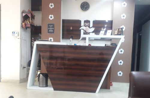 Salon in Delhi