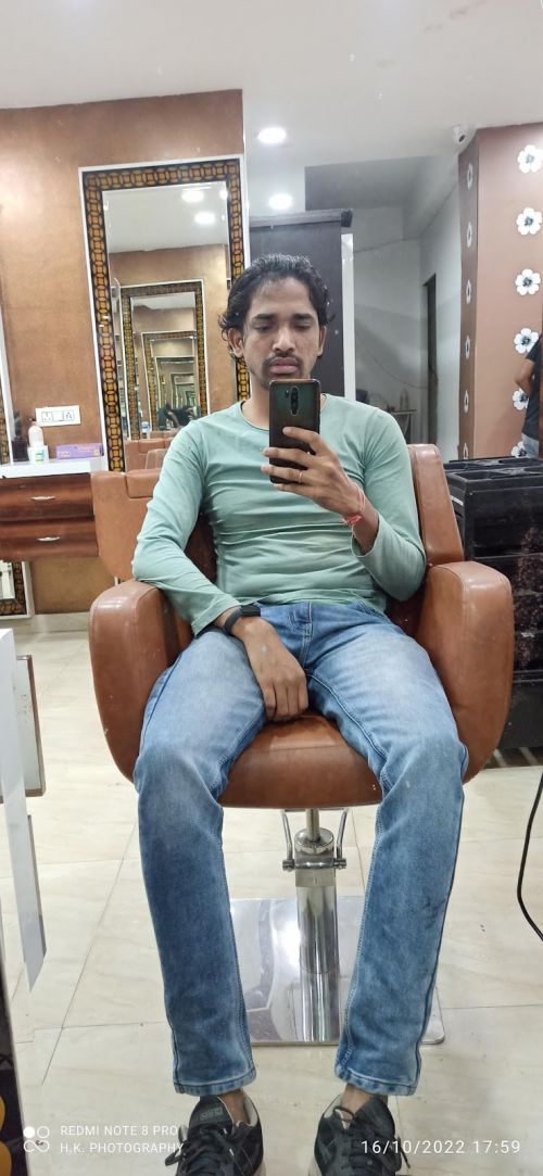 Look N Style Trained By Javeed Habib