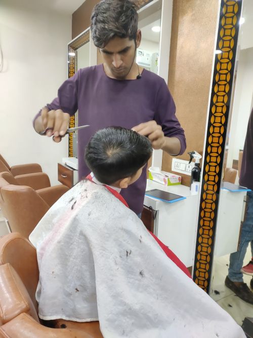 Look N Style Trained By Javeed Habib
