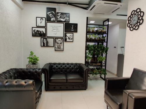 Cocoon Family Saloon