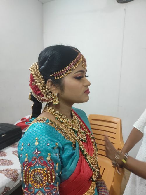 Qute Beauty Parlour