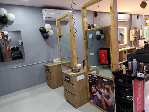 Dream Girl Beauty Clinic & Parlour