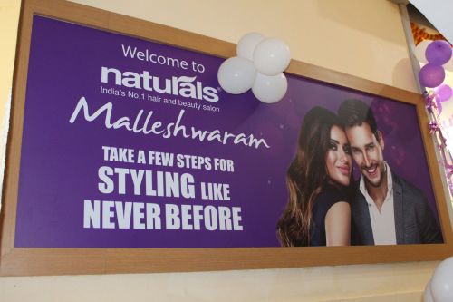 Naturals Unisex Salon And Spa