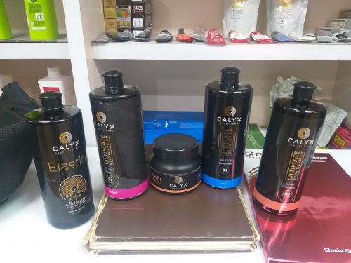 Moies Unisex Salon And Spa