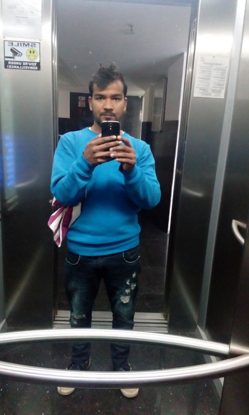 Ashish hair cut saloon