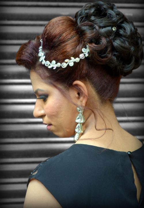 Siddhi Beauty Parlour