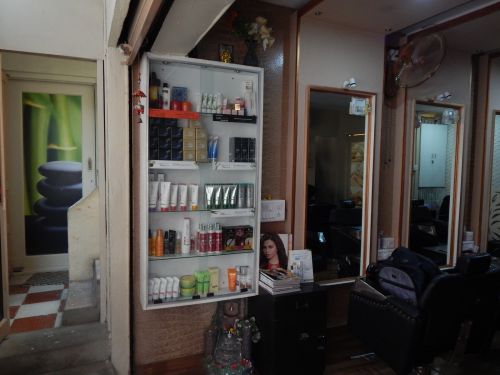 Silken Hair And Skincare