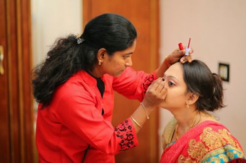 Vigna Beauty Parlour for Women