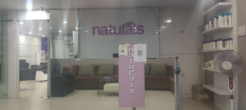 Naturals Hair And Beauty Salon