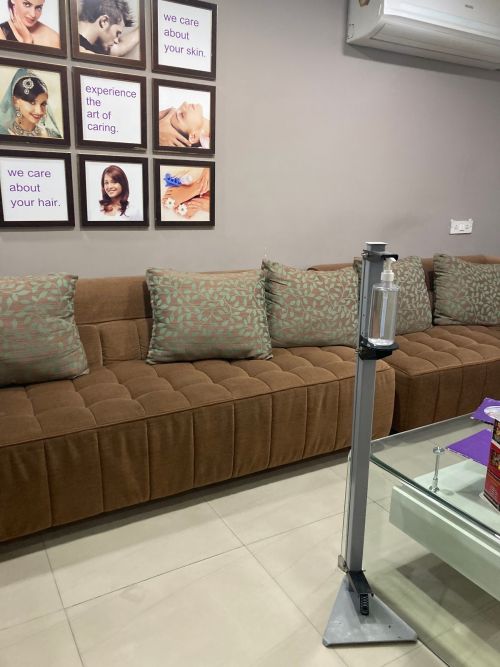 Naturals Hair And Beauty Salon