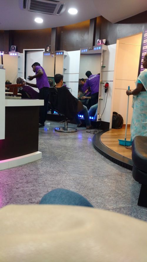 Natural Beauty Parlour