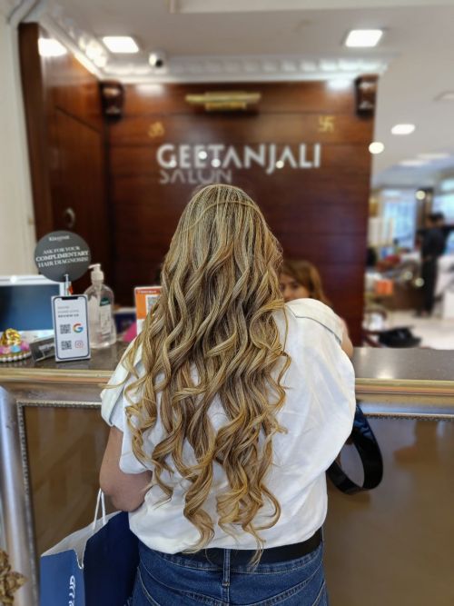 Geetanjali Salon